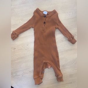 orange ribbed baby footless